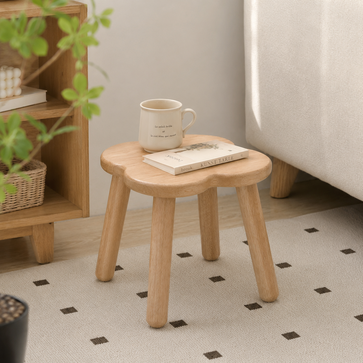 Norvia Kleeblatt Holzhocker – Massivholz